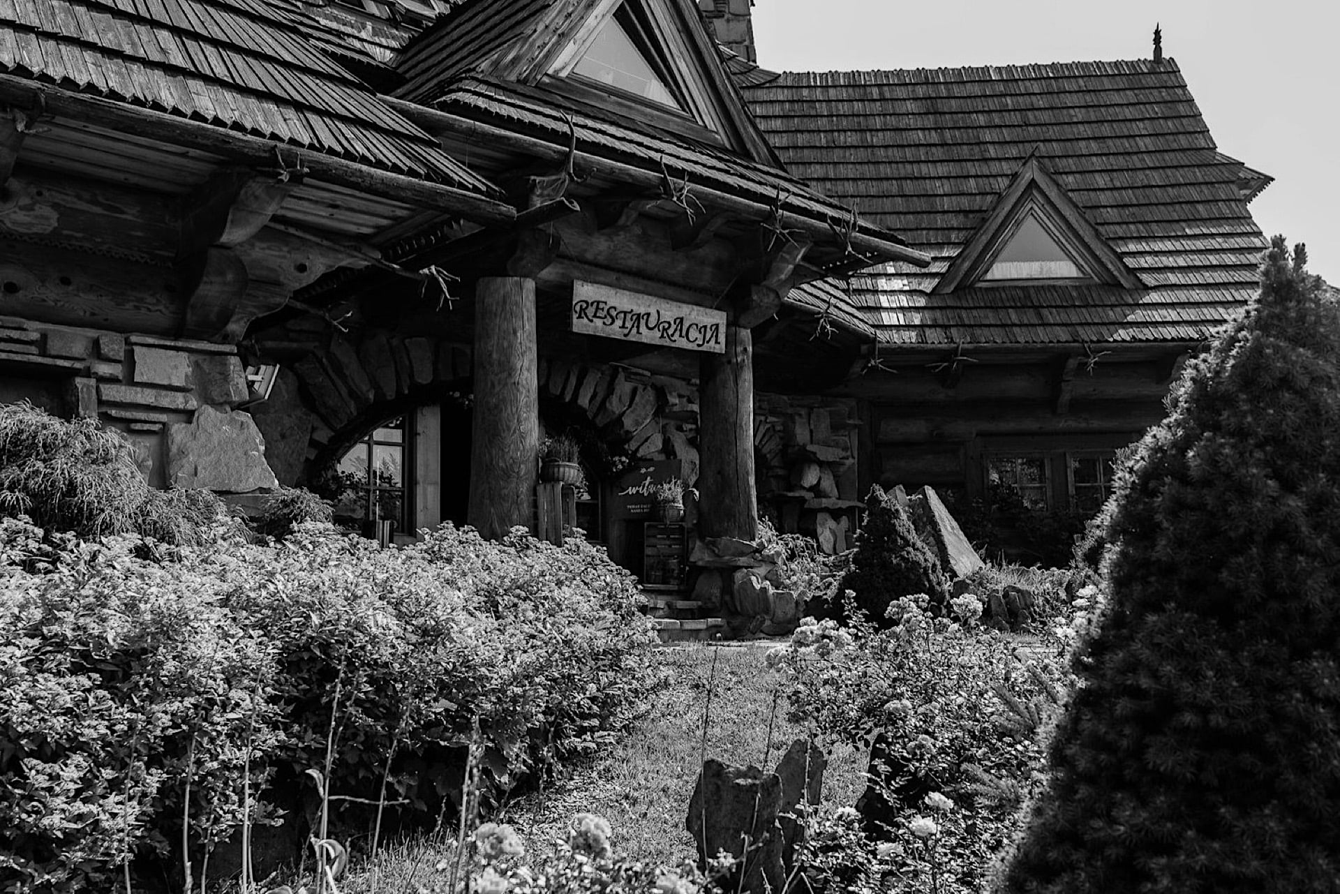 1december 06 2019 23