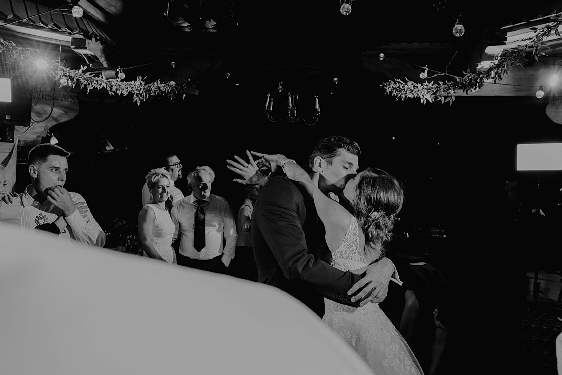 1december 06 2019 99