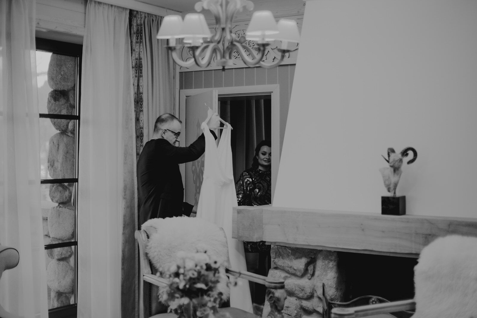 anna thomas 22 12 2018 180