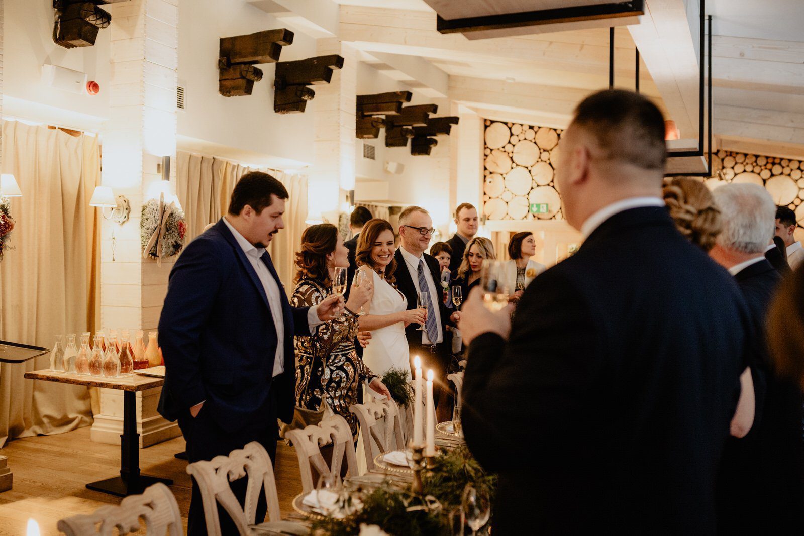 anna thomas 22 12 2018 457