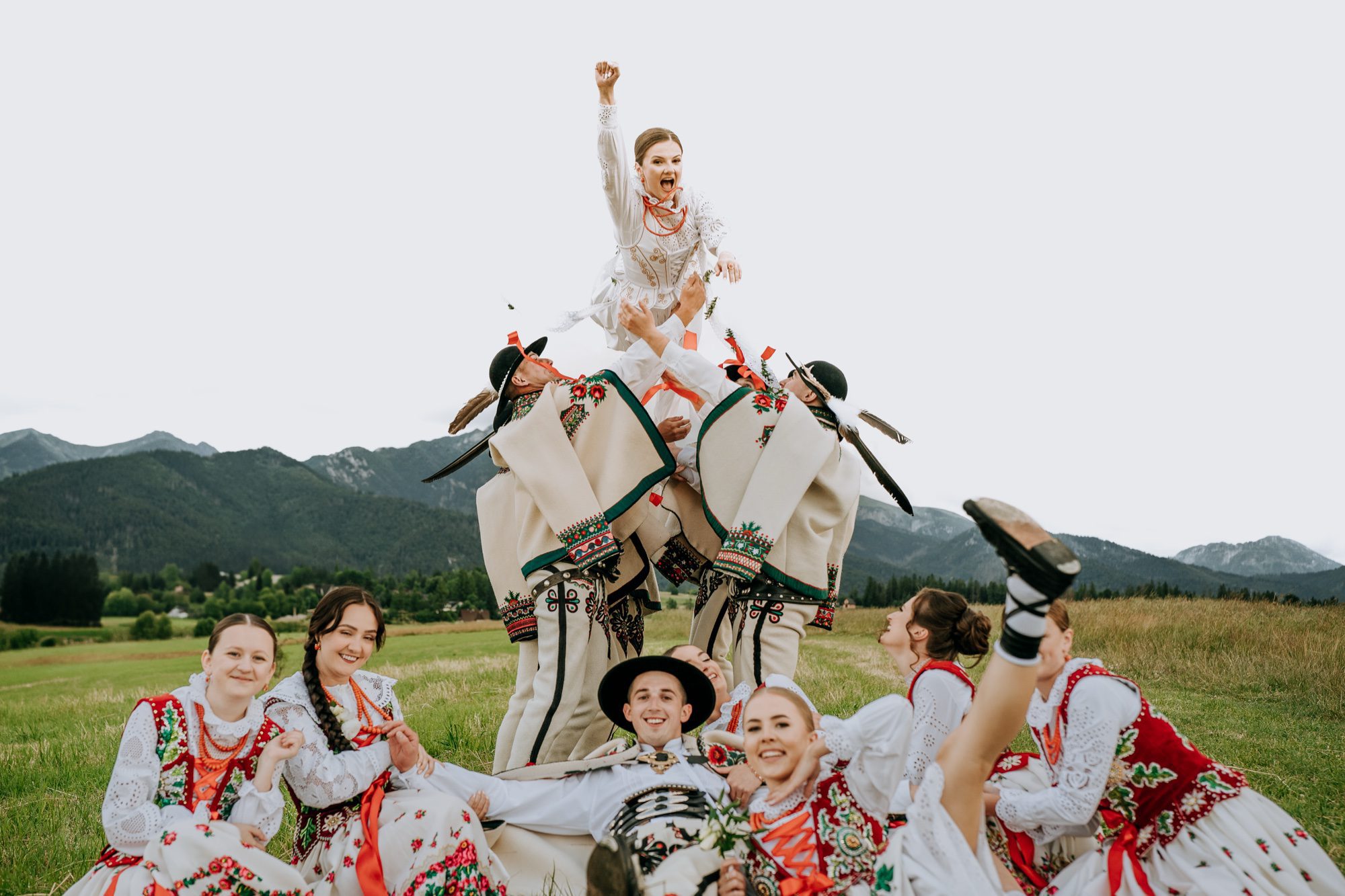 Fotograf Ślubny Zakopane: G&oacute;ralskie Wesele Kraina Smaku i Cennik 2026