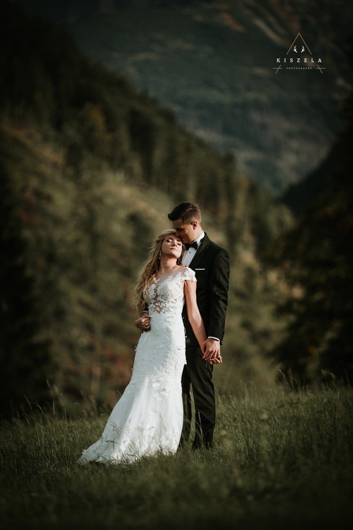 sesja ślubna w lesie