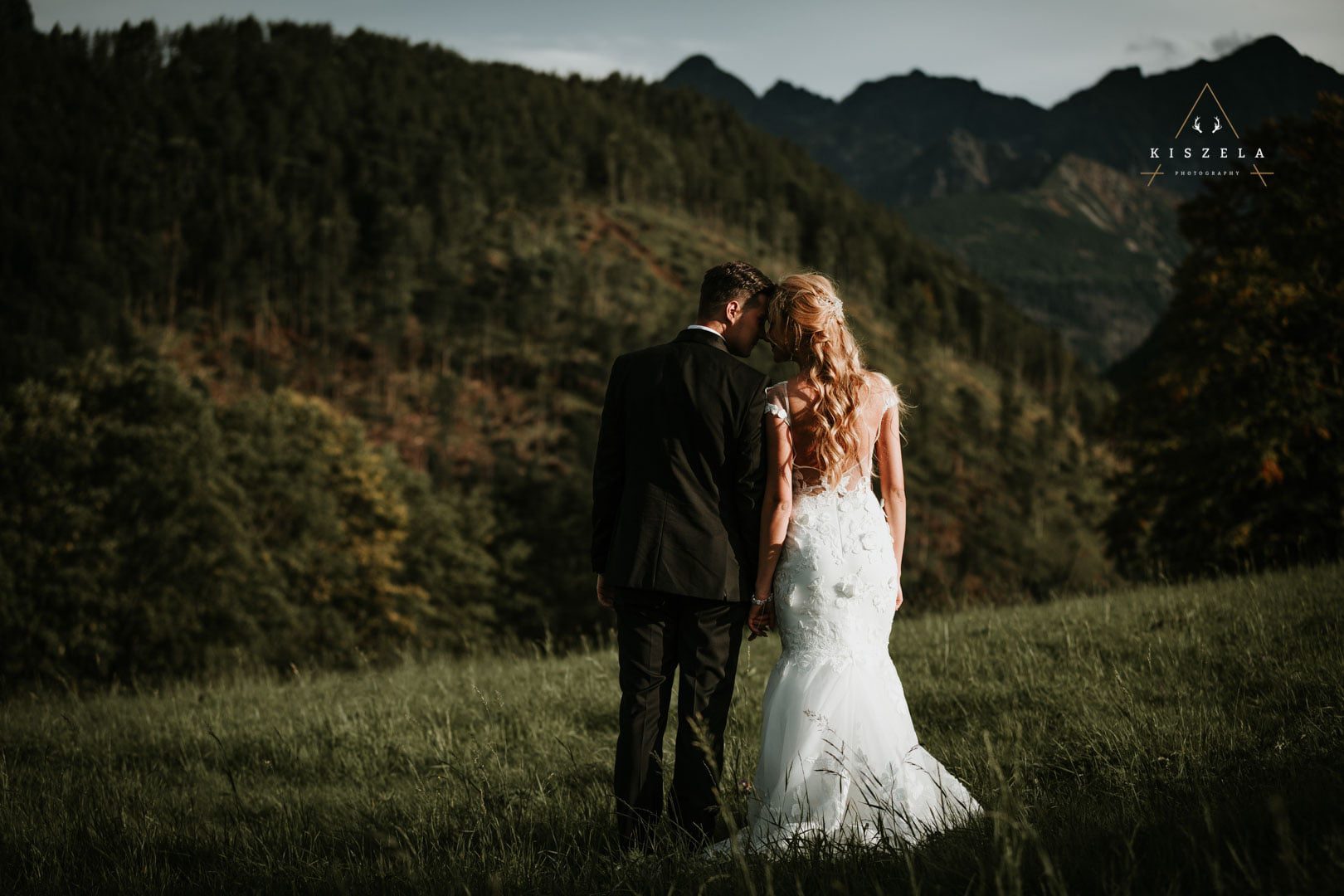 sesja ślubna w lesie