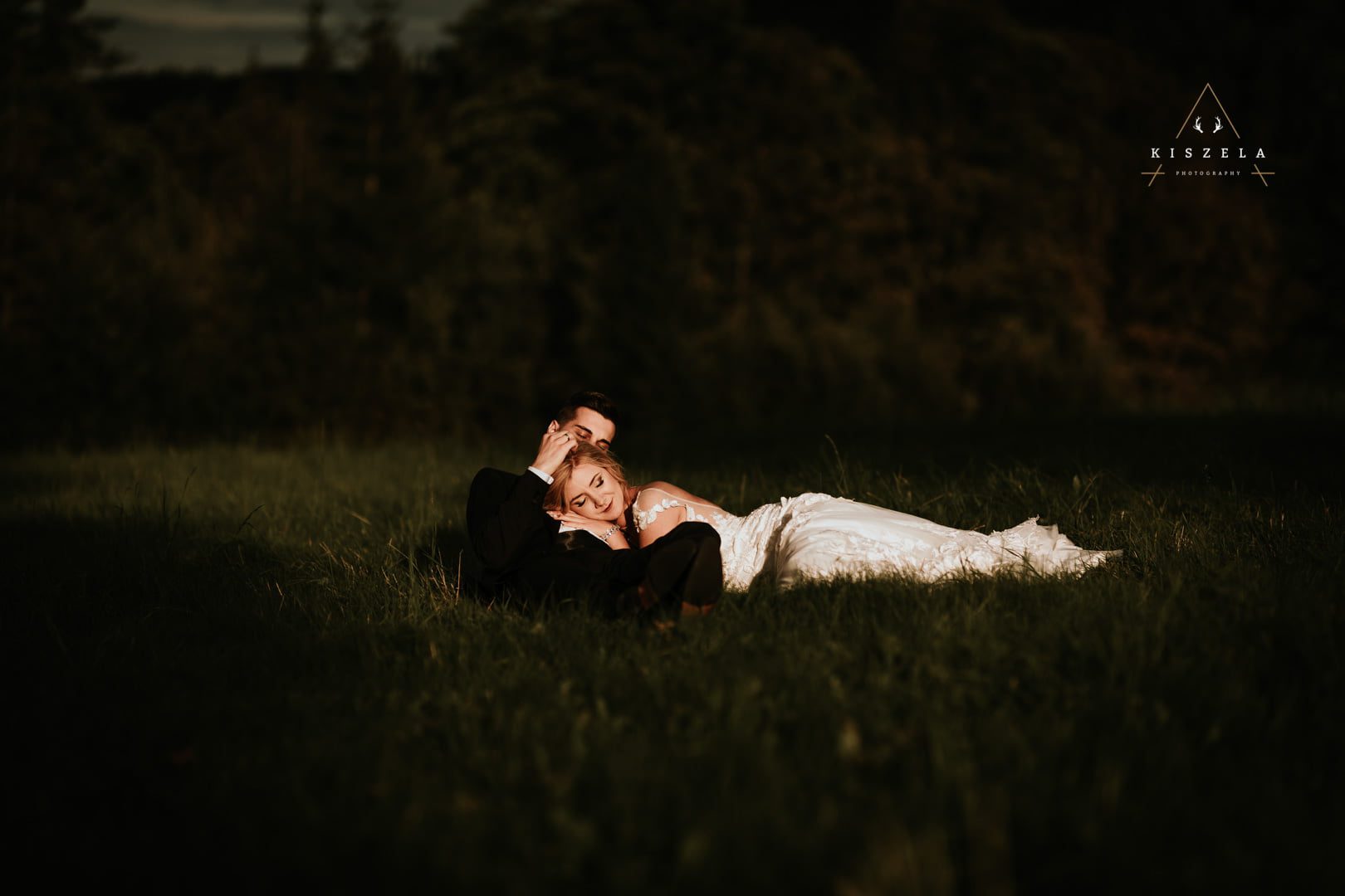 sesja ślubna w lesie