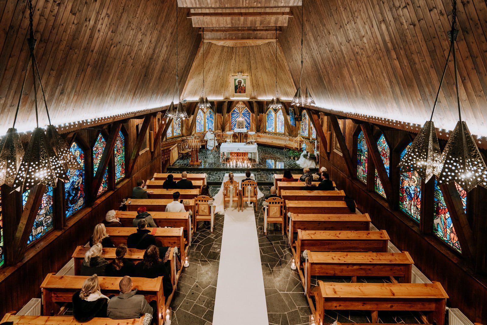 Kościół Najświętszej Maryi Panny Królowej Świata w Zakopanem 12 Kościół Najświętszej Maryi Panny Królowej Świata w Zakopanem Ślub