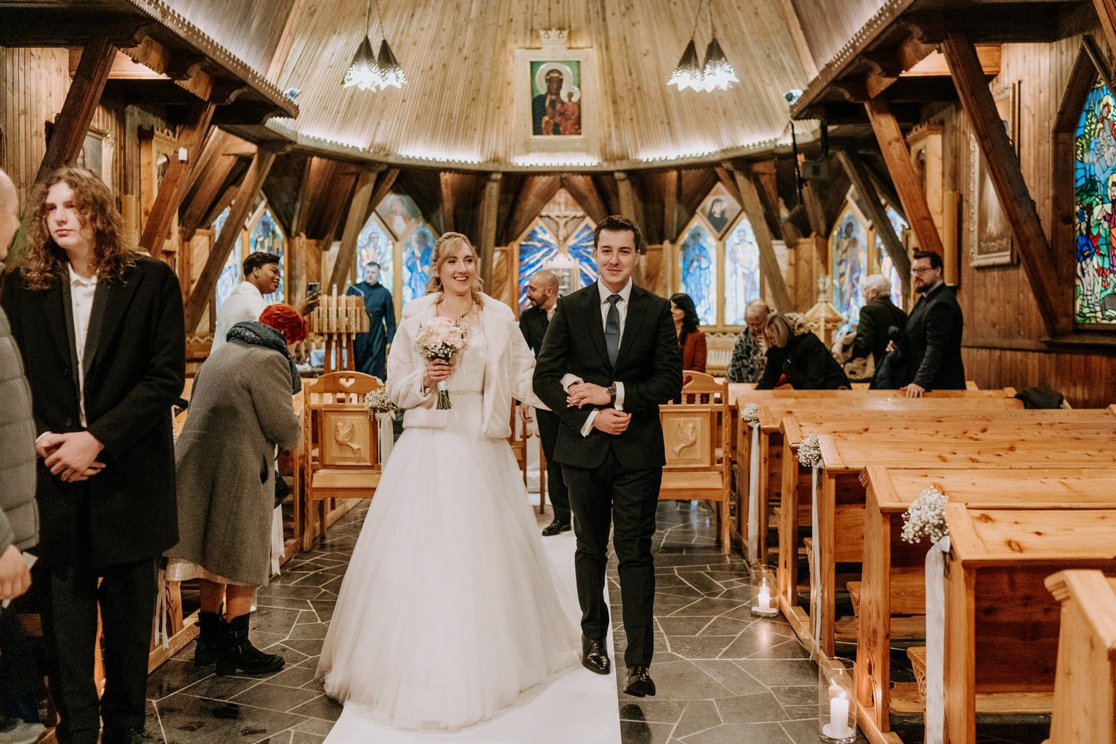 Kościół Najświętszej Maryi Panny Królowej Świata w Zakopanem Ślub 14 Kościół Najświętszej Maryi Panny Królowej Świata w Zakopanem Ślub