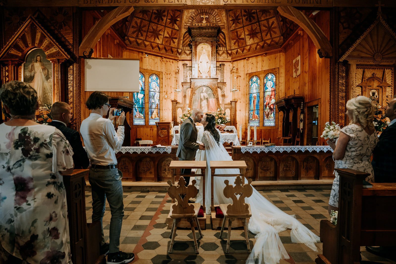 A7V07829 25 Kościół św. Kazimierza Królewicza Kościelisko Ślub