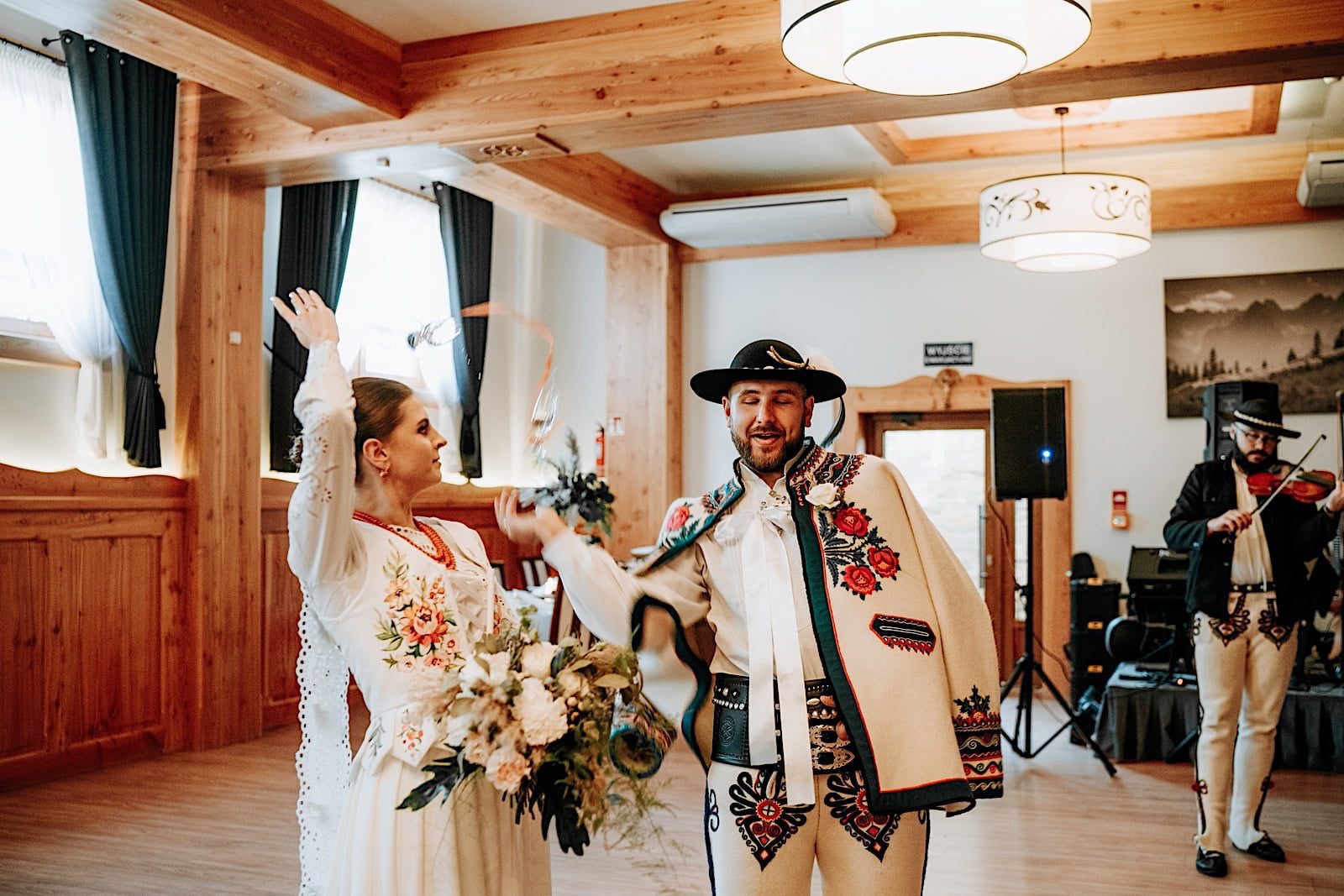 45 wesele goralskie zakopane&ndash;759