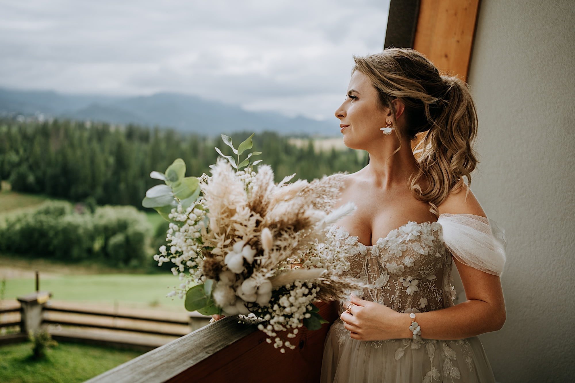 22_A7V06359 22 22 A7V06359